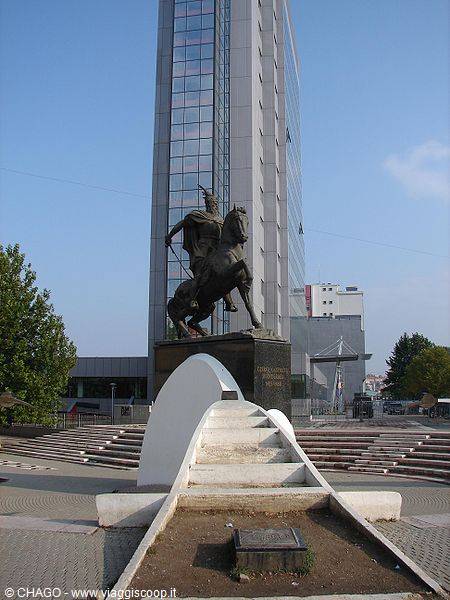 monumento a Skandenberg