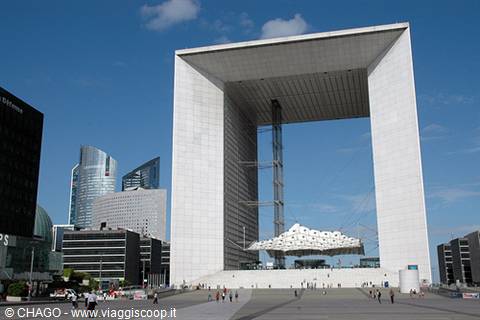 il Grande Archè della Defence