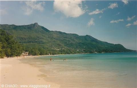 Mahè, spiaggia di Beau Vallon