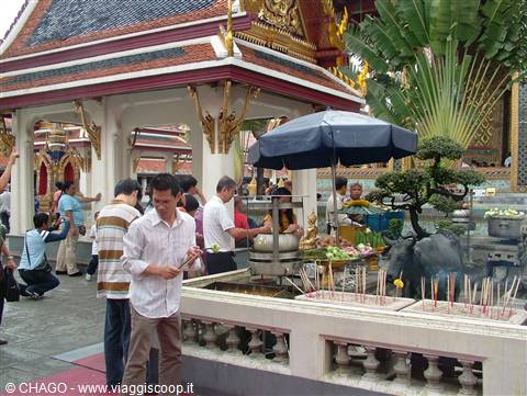 devoti buddisti
