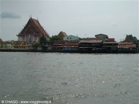 sul fiume Chao Phraya