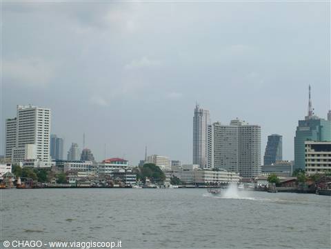 downtown di Bangkok, Farang