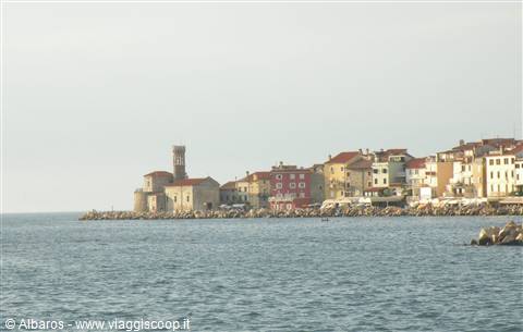 Piran vista dall'ex dogana marittima