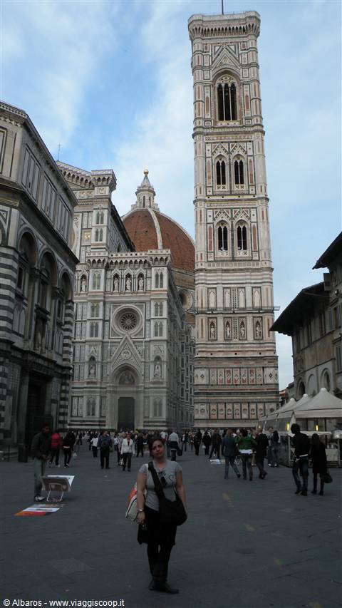 davanti al Duomo, Campanile di Giotto e Battistero