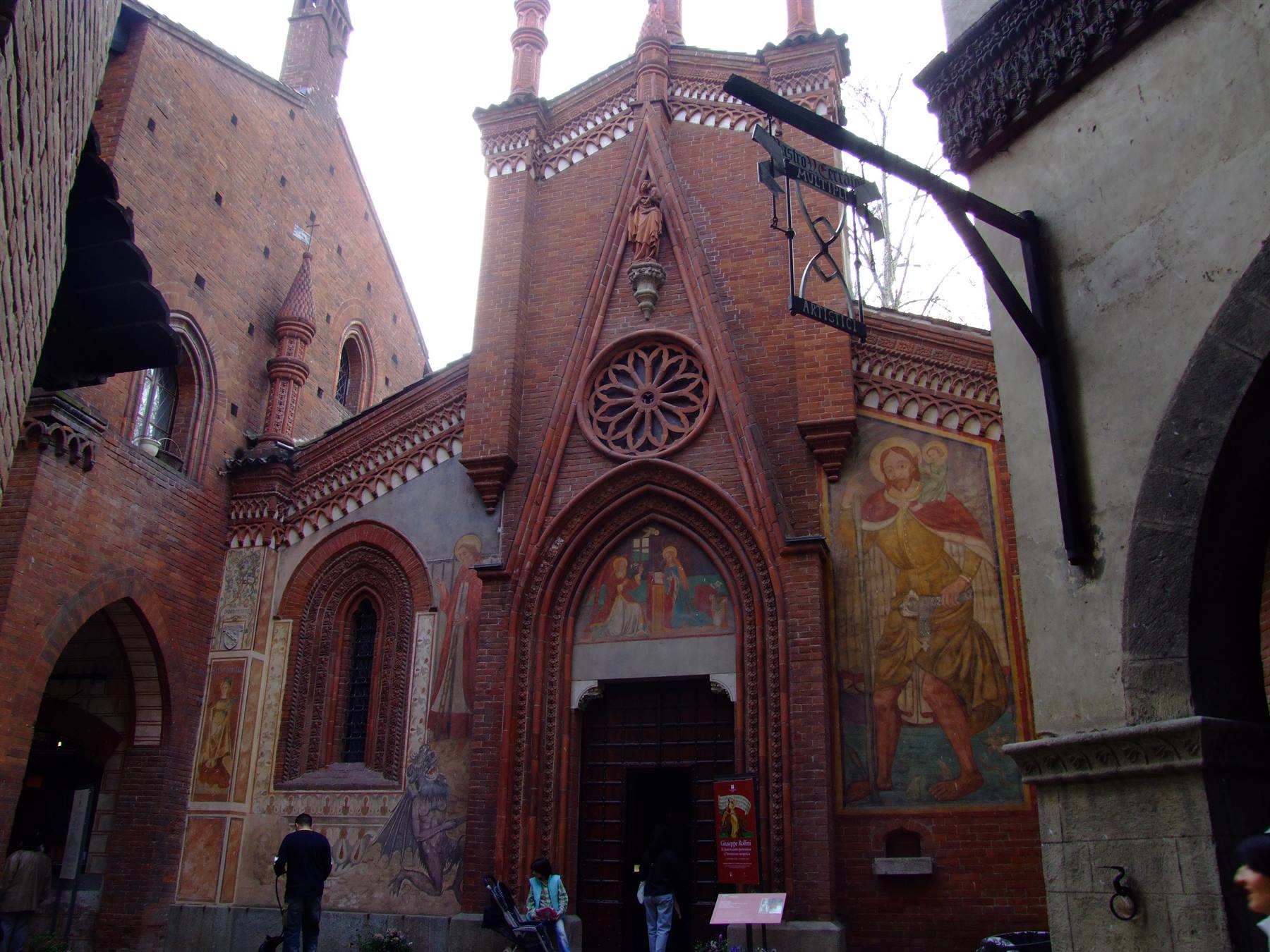 Parco del Valentino - Chiesa interno Borgo Medievale
