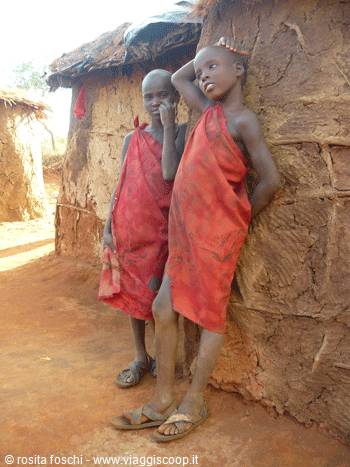 villaggio Masai VISITA -THOMAS MBOYA- Thomasmby@yahoo.co.uk tel 00254/736334392