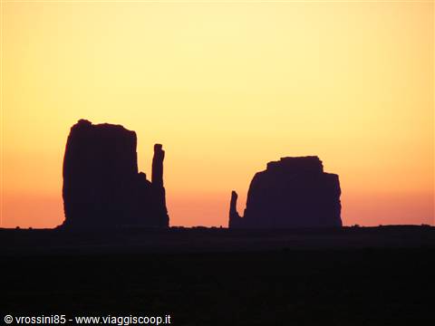 Alba nella Monunet Valley
