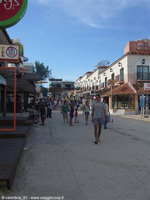 Quinta Avenida, Playa del Carmen