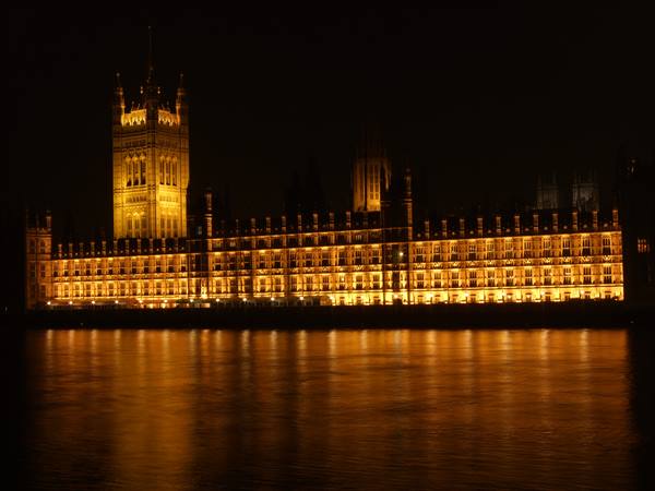 Londra - House of Parliament by night