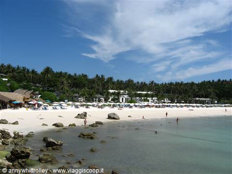 Raya Island
