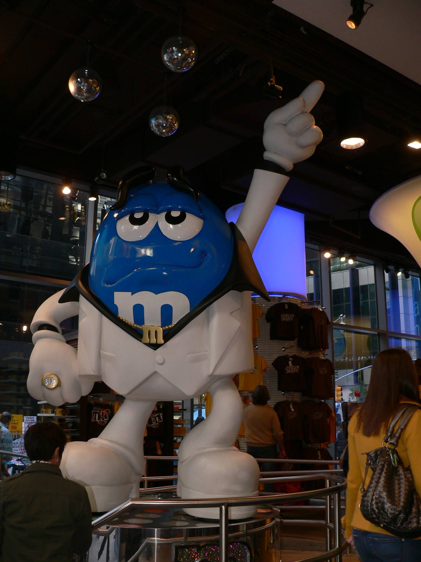 MITICO M&M's Store - 1600 Broadway # 1