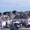  	 03-26 - Alberobello  ITALIA 