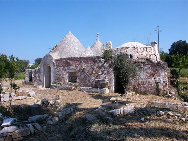 08-05 - Grotta Figazzano - Trullo abbandonato