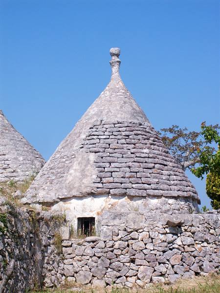08-08 - Grotta Figazzano - Trullo abbandonato