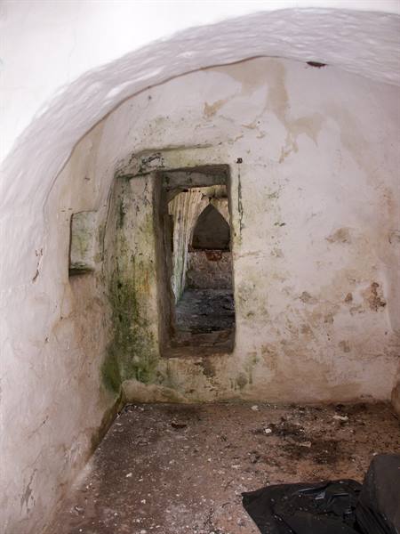 08-12 - Grotta Figazzano - Trullo abbandonato
