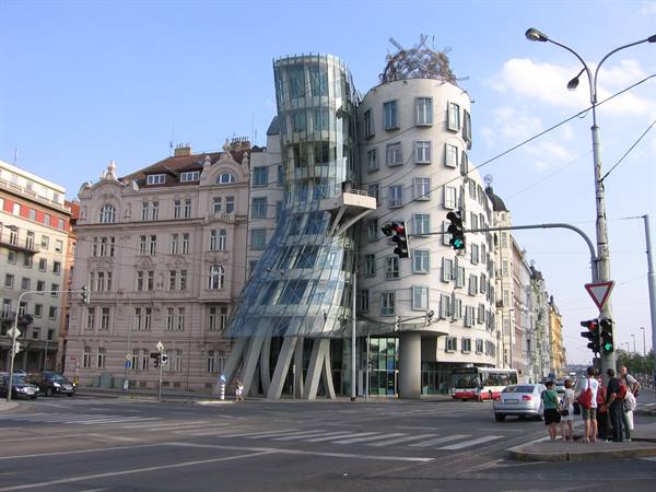 Praga, la Casa Danzante