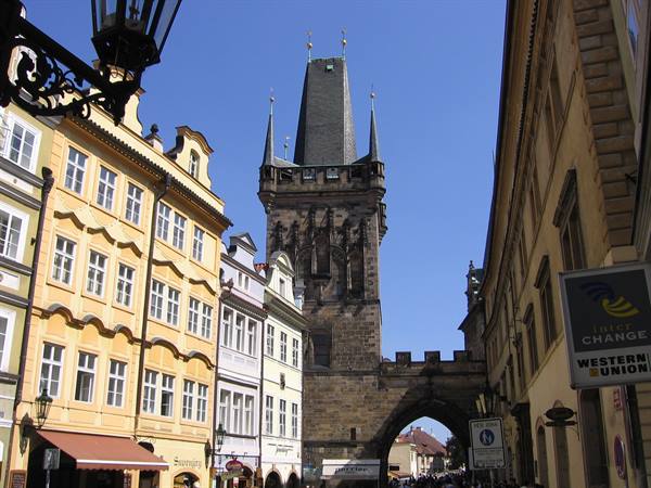 Praga, l'ingresso del Ponte Carlo