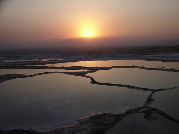 Tramonto sulle vasche