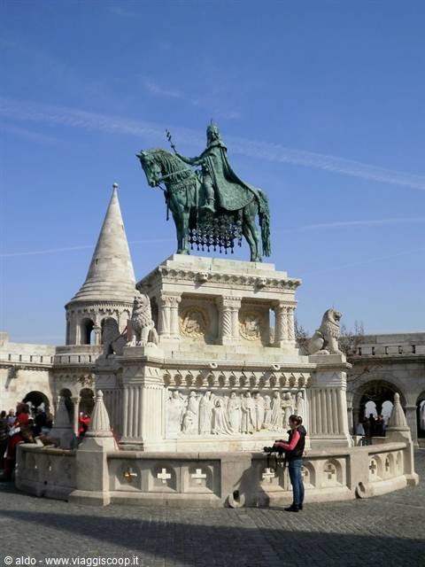 Statua Mattia Corvino