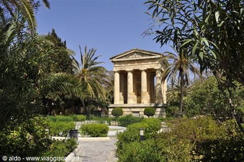 Lower Barraca Gardens