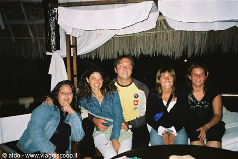 Con morosa e amiche
