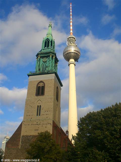 torre della Televisione con Chiesa del '400