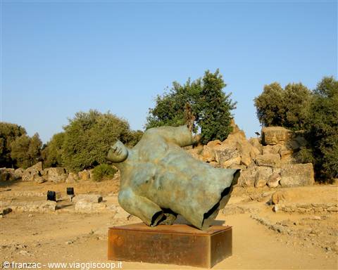 La Valle dei Templi - Sculture