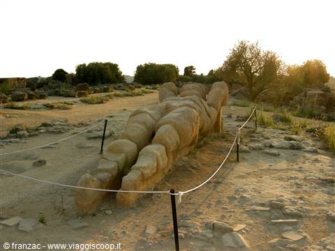 La Valle dei Templi - Un Telamone, resto del tempio di Zeus Olimpico
