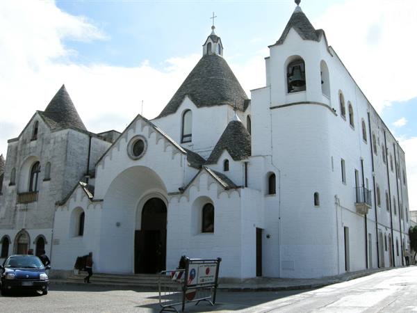 Alberobello - Chiesa Trullo