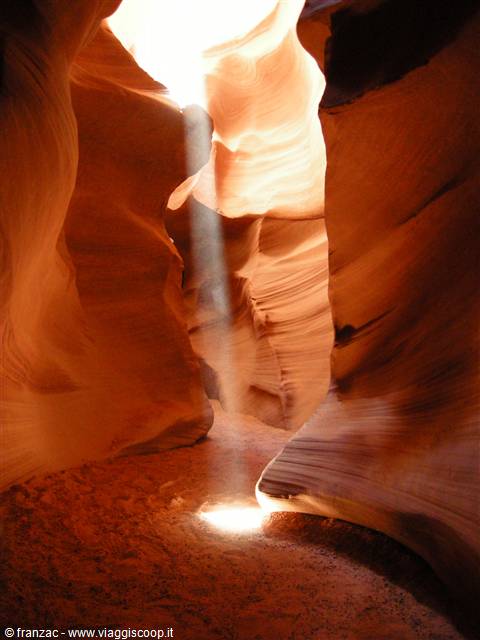 Page - L'Antelope Canyon