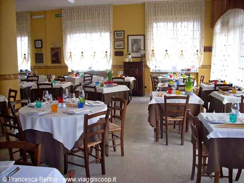 Nella sala del Ristorante Orazio