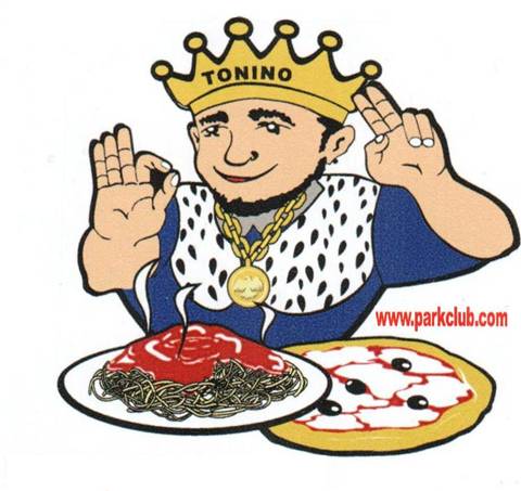 Il titolare Tony e le sue fantastiche pizze!