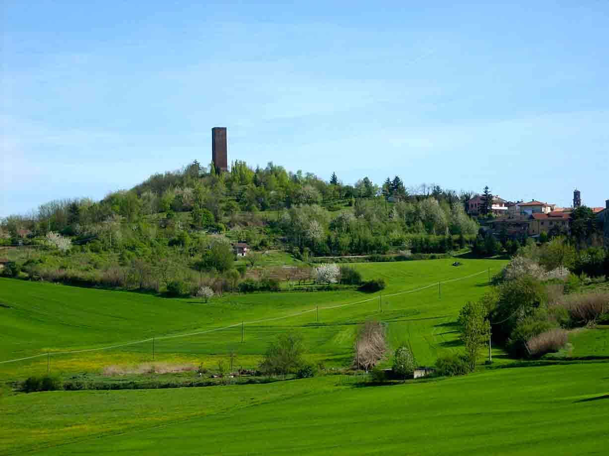 Veduta di San Salvatore Monferrato e della sua Torre