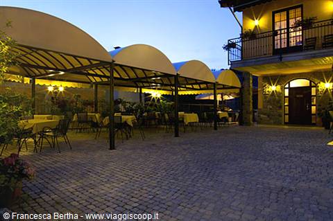la Trattoria Quaglini a Borgo Priolo