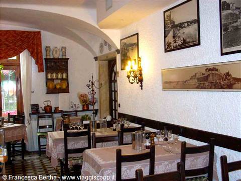 Nelle sale del Ristorante Mosè di Celle Ligure