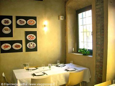 Nella sala del Ristorante Da Giacomo di Pizzighettone