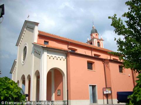 Chiesa della Frazione San Bernardo - Corona