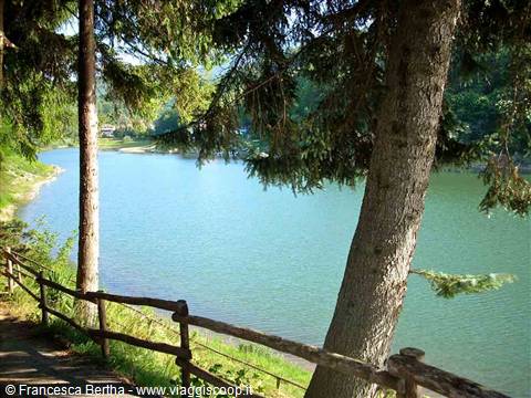 Veduta del Lago di Osiglia