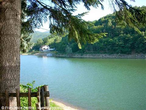 Veduta del Lago di Osiglia
