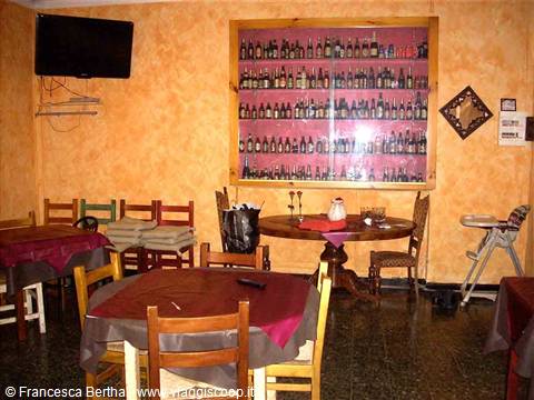 Nelle sale del Ristorante Pizzeria Giulisse di Albenga