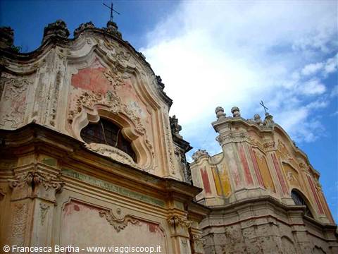 Chiesa Parrocchiale di San Nicolo' e l'Oratorio di San Carlo