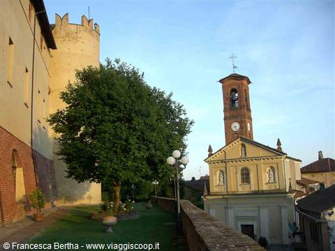 Veduta del Castello e della Chiesa Parrocchiale