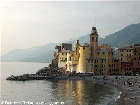 Veduta del Golfo e della Basilica di Santa Maria Assunta