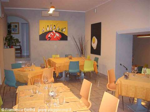 Nella sala del Ristorante La Voglia Matta