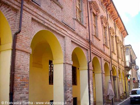 Palazzo Crova