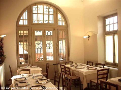 Presso le sale del Ristorante La Carrozza