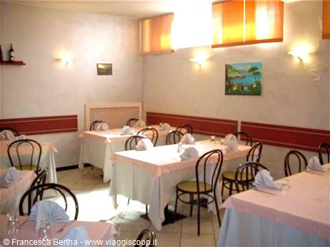 Nelle sale del Ristorante Pizzeria La Vecchia 2001