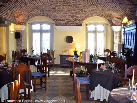 Nella sala del Ristorante La Casa del Priore