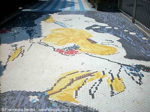 I mosaici artistici del Lungomare