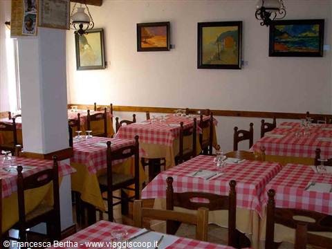 Una mostra temporanea presso la sala della Trattoria Marchi